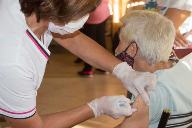 Vacunación para adultos mayores