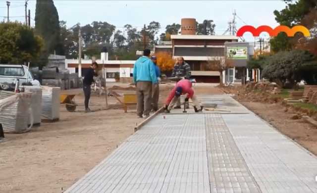 AVANZA LA PRIMERA ETAPA DE LA OBRA DE LA PEATONAL