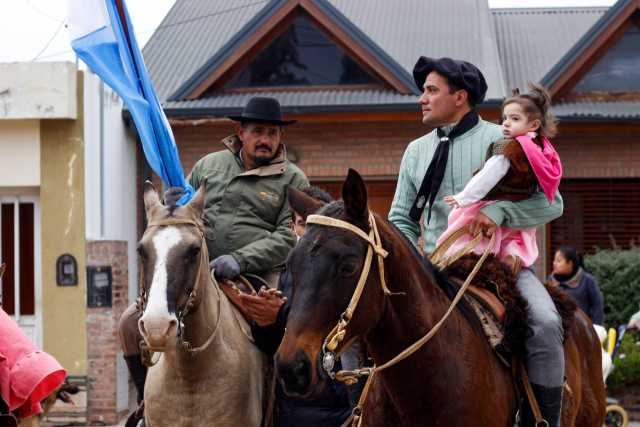 DESFILE GAUCHO DEL 25 DE MAYO