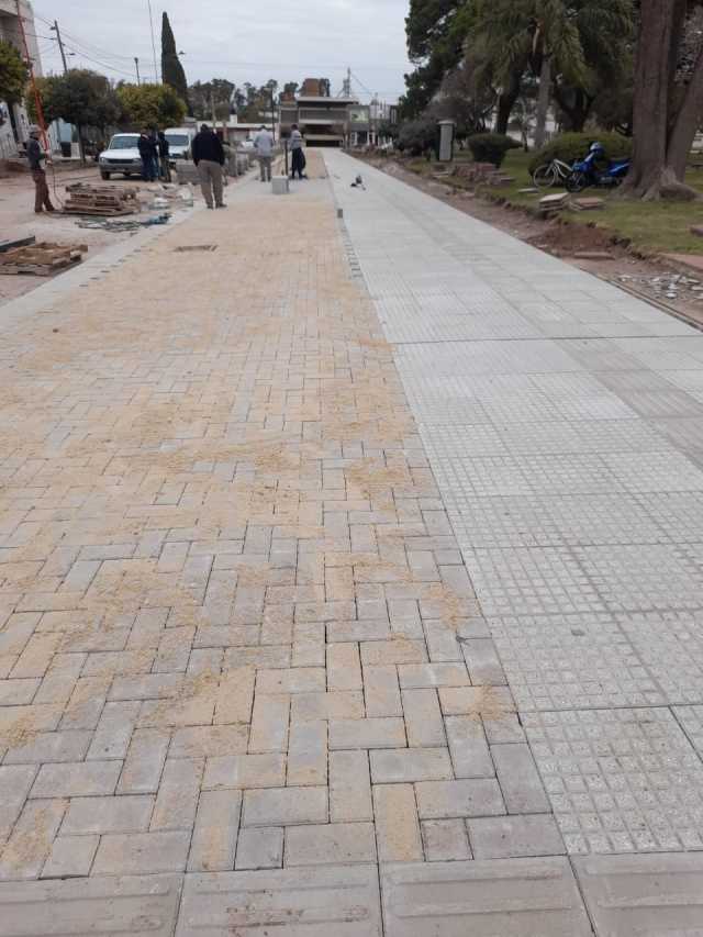 AVANZA LA OBRA DE LA PEATONAL
