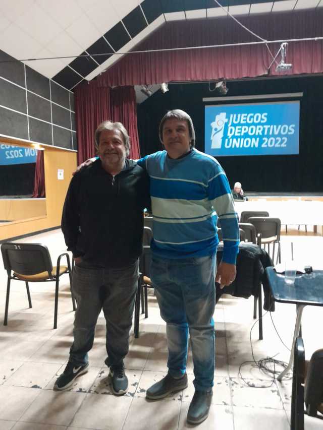 EX FUTBOLISTAS EN LA PRESENTACIÓN DE LOS JUEGOS DEPORTIVOS UNIÓN