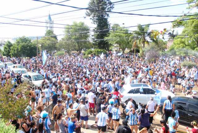 LOS FESTEJOS TRAS EL CAMPEONATO MUNDIAL OBTENIDO POR ARGENTINA 