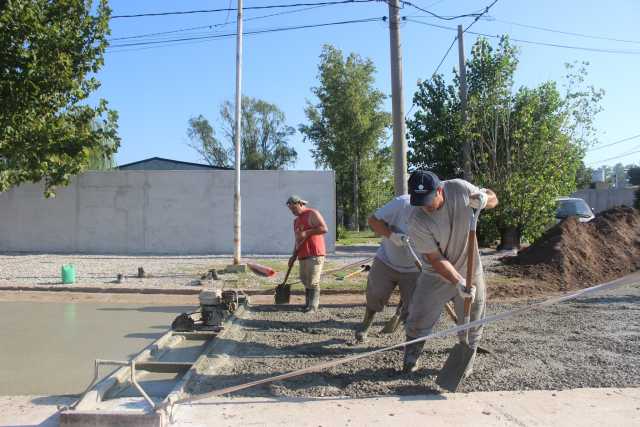 PAVIMENTACIÓN EN BARRIO DON ADOLFO