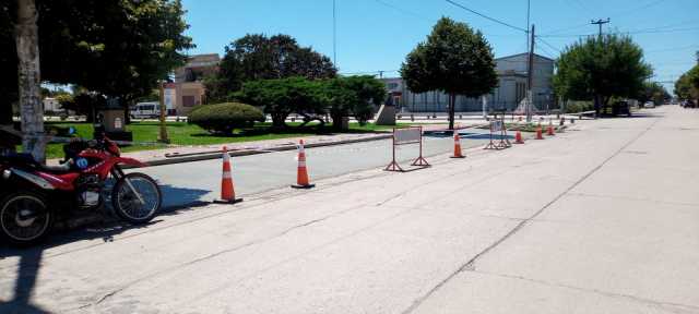 SE HORMIGONÓ LA DÁRSENA DE ESTACIONAMIENTO NUEVA