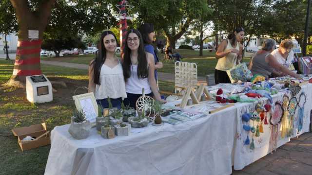 CONVOCATORIA A ARTESANOS Y MICROEMPRENDEDORES