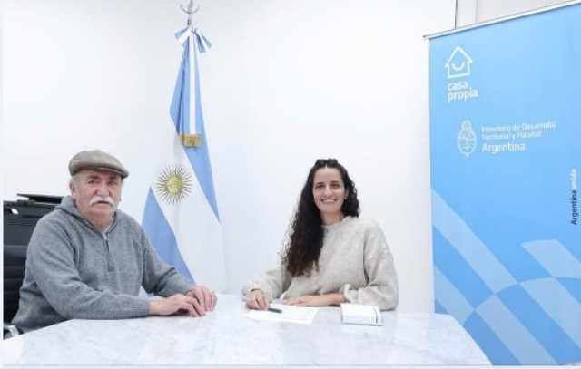 El Intendente Luis Trotte pidió más viviendas en Hábitat