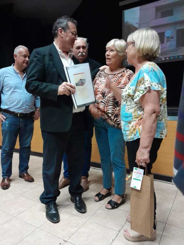Materiales para la refacción de histórico edificio