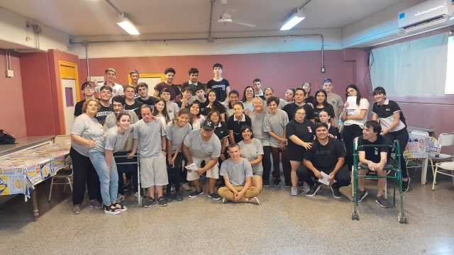 Teatro 2 x 1 en el IPEM N°126