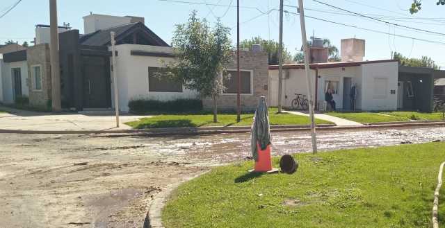 Programa Calles de mi Barrio continúa pavimentando 