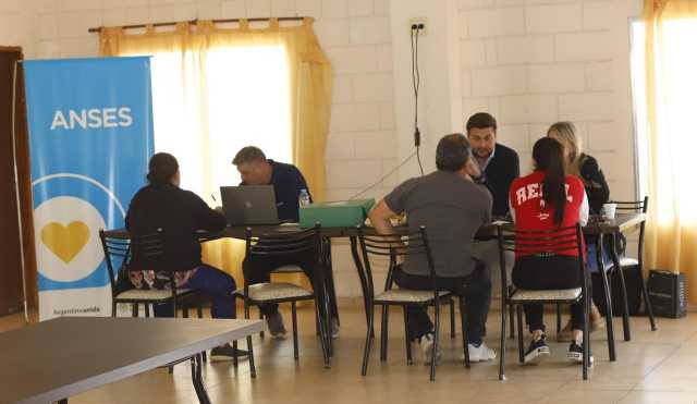Operativo de ANSES en Monte Maíz