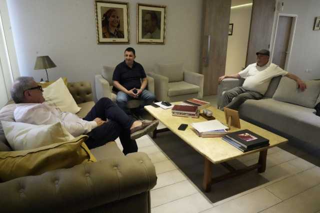 Importante reunión con el Ministro Busso